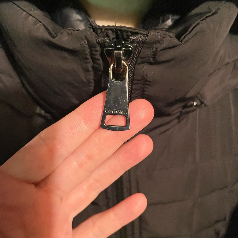 Calvin Klein winter puffer - Picture 4 of 7